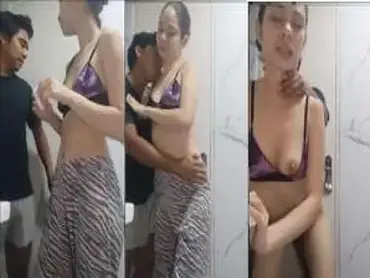 Bokep Anak Kost Masuk Mandi Brutal Sange HD